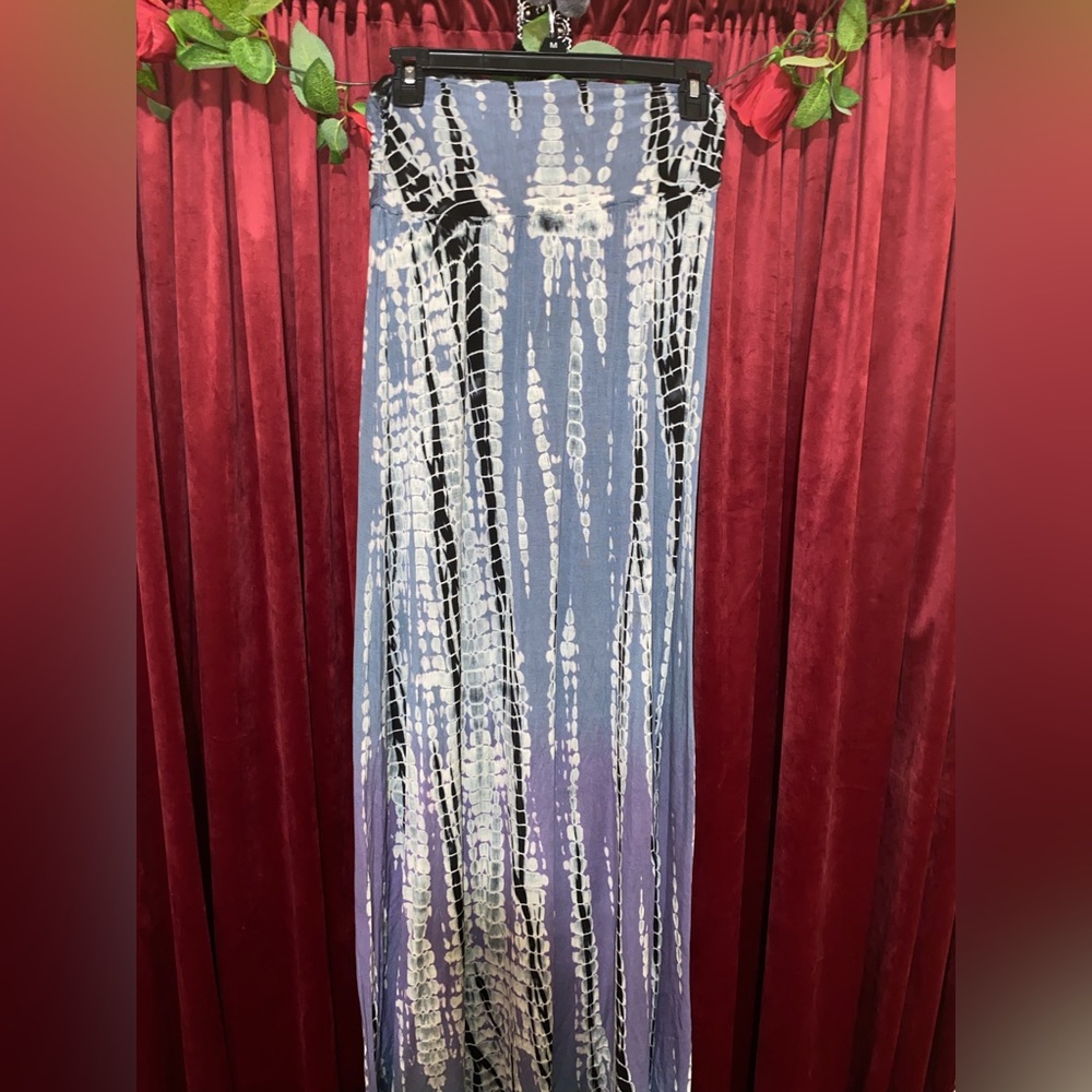(SOLD)🔮 witchy hippie purples,blues,grays& black maxi skirt sz M ✨90s✨